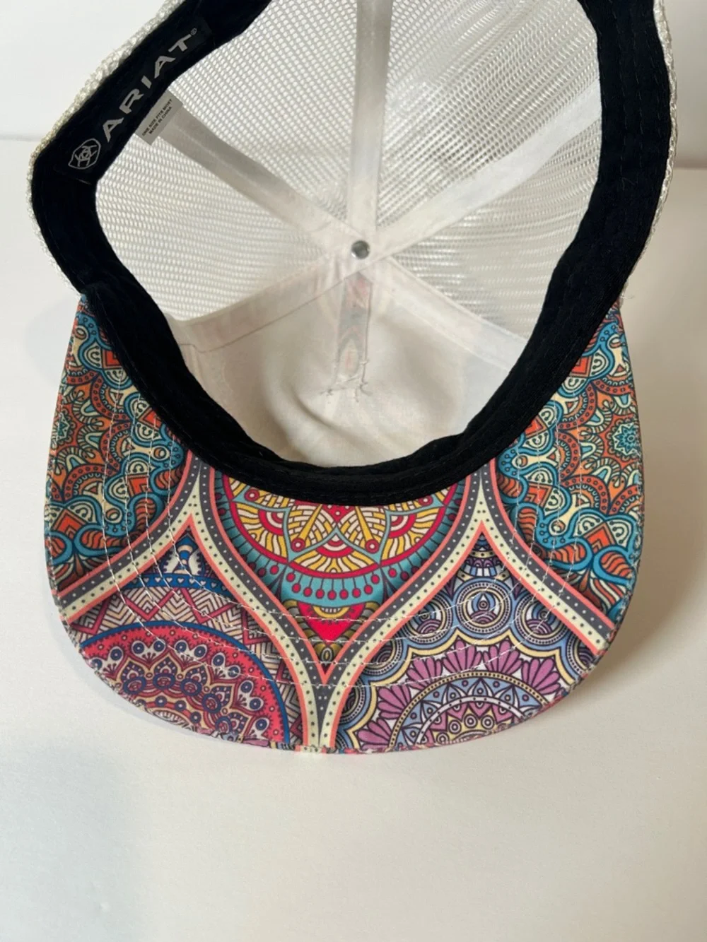 Ariat Multicolor Mandala Mesh Cap with Cream Back /women’s trucker hat - Picture 13 of 14